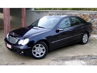 voiture-mercedes-classe-c-200-big-0