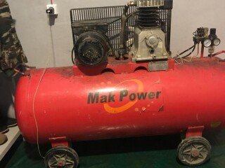 arrivage-dun-compresseur-de-marque-mak-power-a-vendre